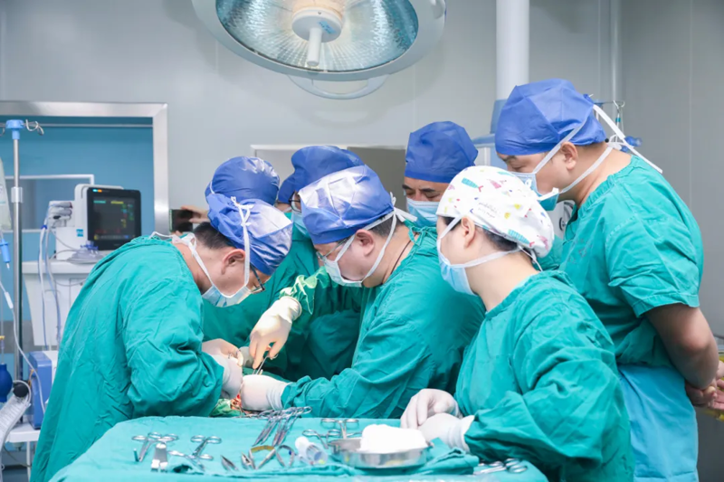 【三医精术】河池市三医院多科协作，顺利为七旬老人开展预防脑卒中的“清道夫”手术（CEA）